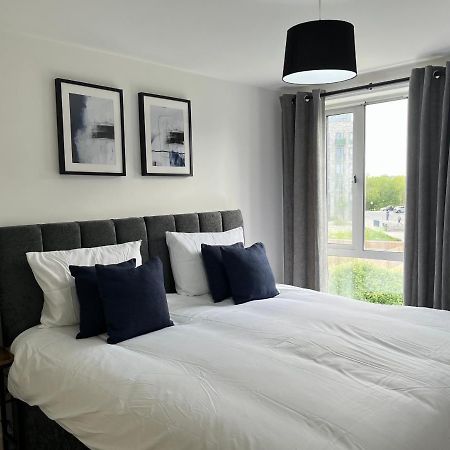 Beautiful Riverview Apartment 切姆 外观 照片