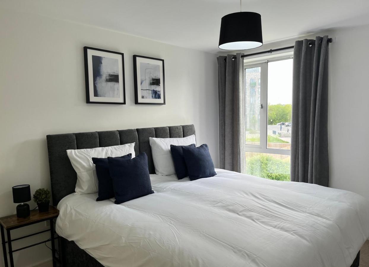 Beautiful Riverview Apartment 切姆 外观 照片